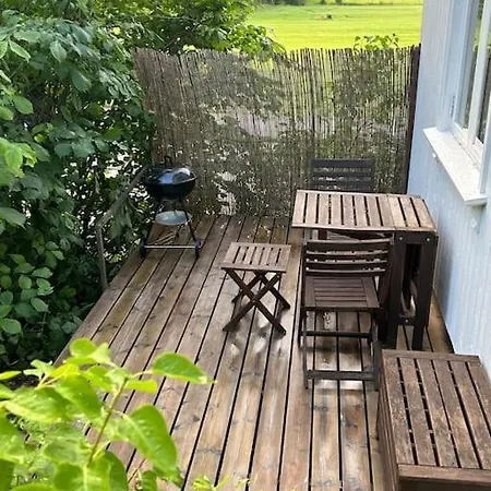 Lite Hus 15 Min Fra Oslo Høvik