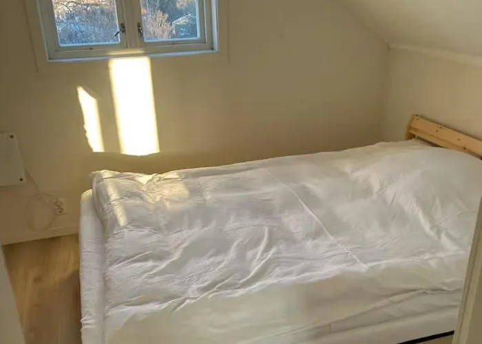 Lite Hus 15 Min Fra Oslo 度假居